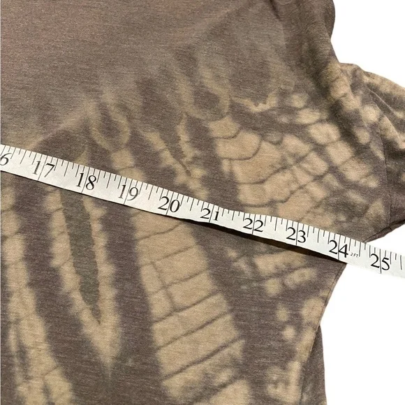 We The Free T Shirt Size Medium - Picture 5 of 7